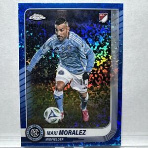 2025 Topps Chrome MLS Maxi Moralez 112 Blue Refractor /150 NYCFC Soccer Card
